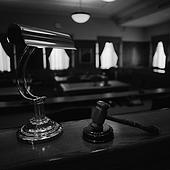 "Высший Арбитражный Суд (ВАС) поддержал заемщиков в спорах с банками, решение по которым вынесено "карманным" третейским судом."